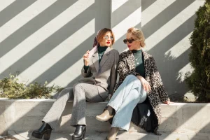 Lire la suite à propos de l’article Les 5 pièces de vêtements vintage indispensables pour une garde-robe stylée